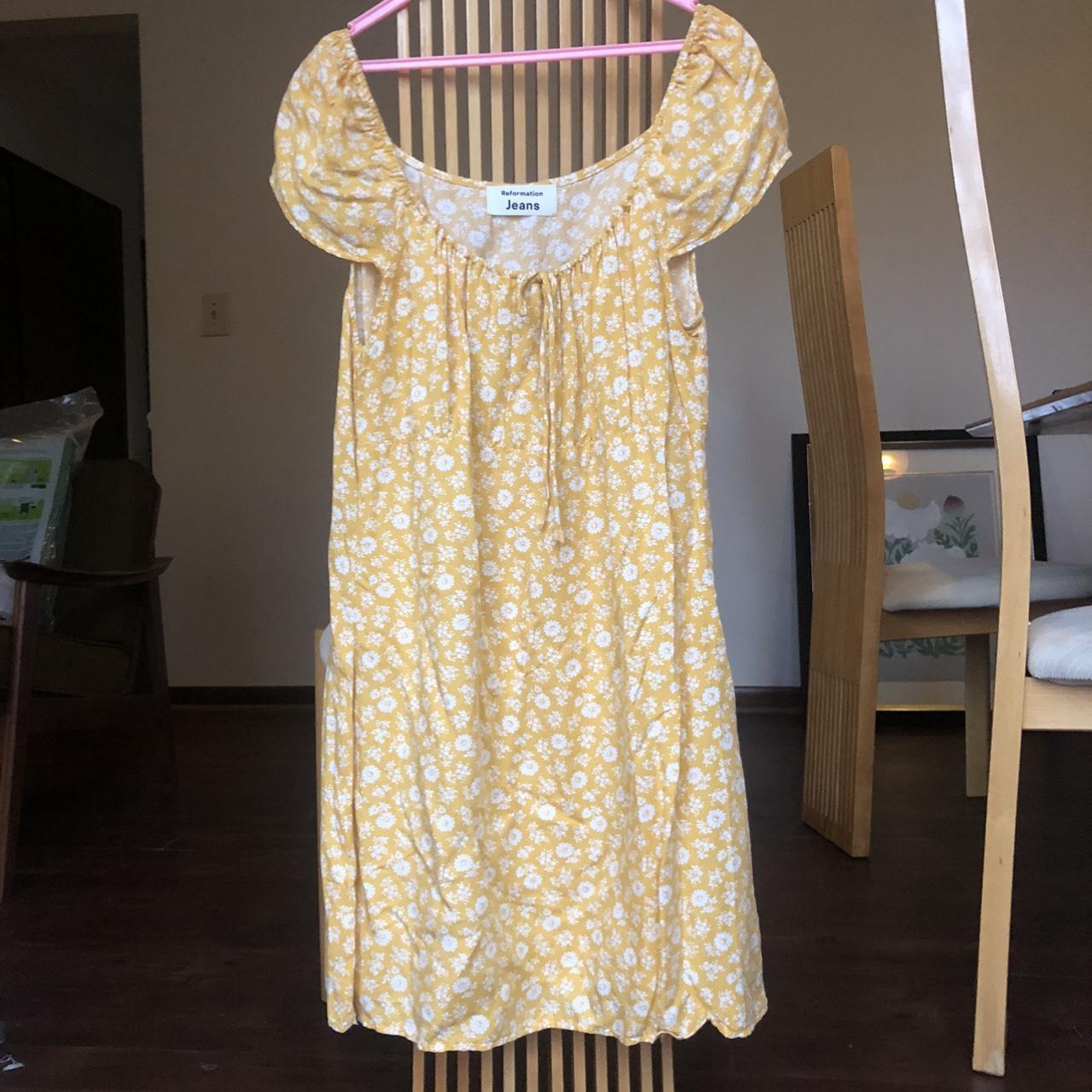 Mustard yellow floral reformation mini dress Size L - Depop