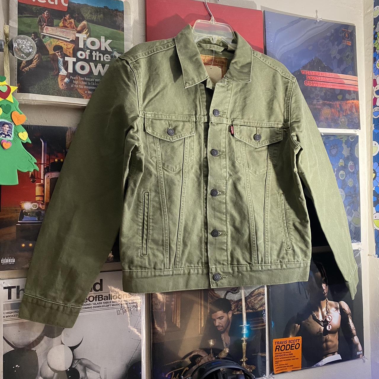 Levi's Men's Green Jacket | Depop