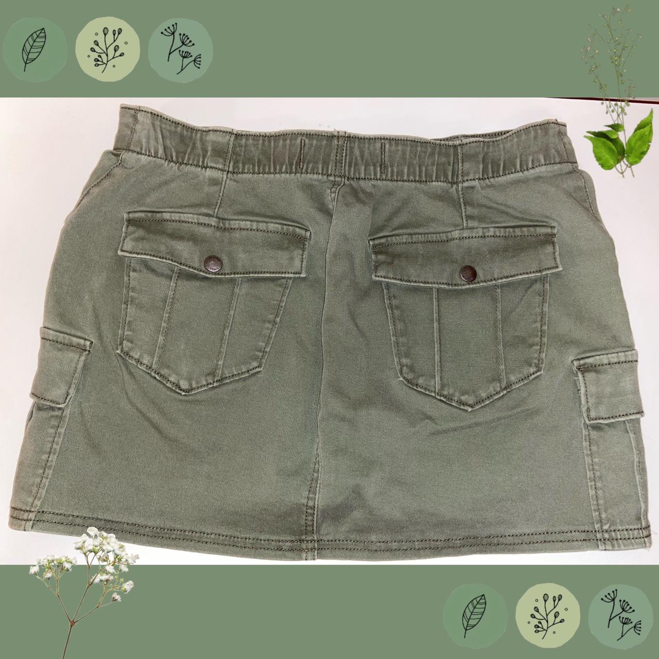 Hollister Co. Women's Green Skirt Depop