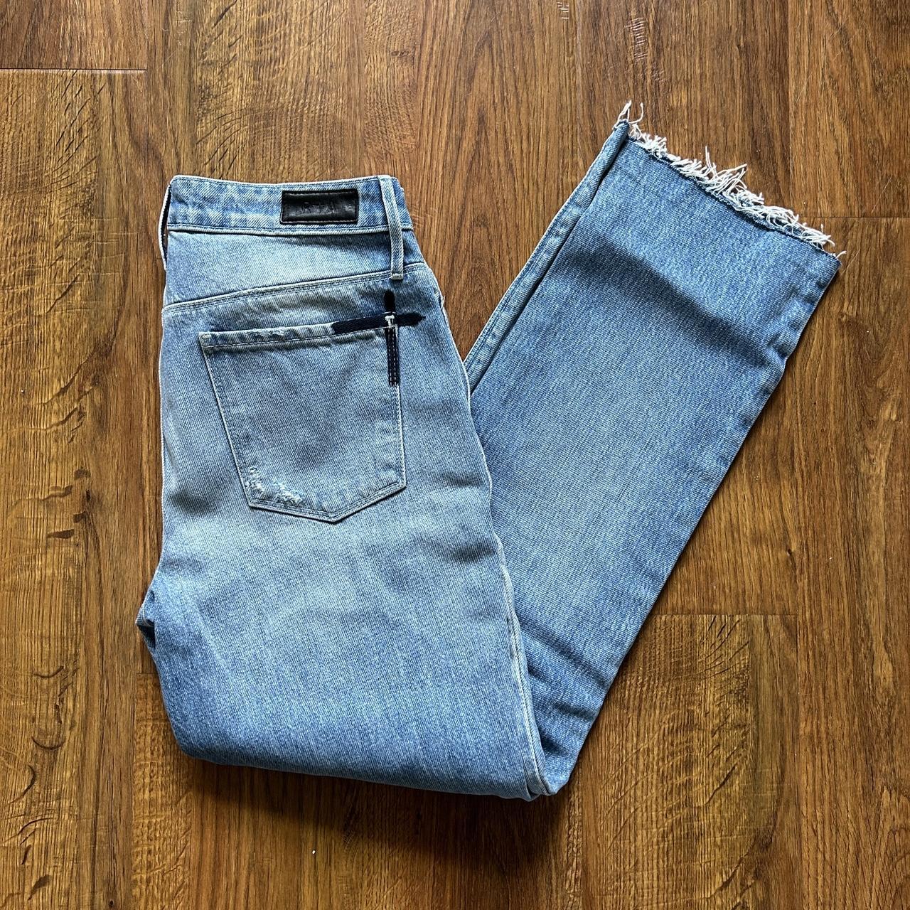 RtA DISTRESSED HIGH RISE JEANS, • light wash straight...