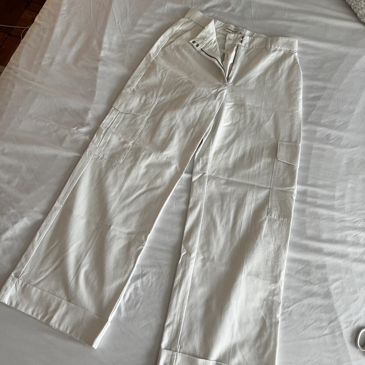 abercrombie white pants size s i am 5’9 for... - Depop