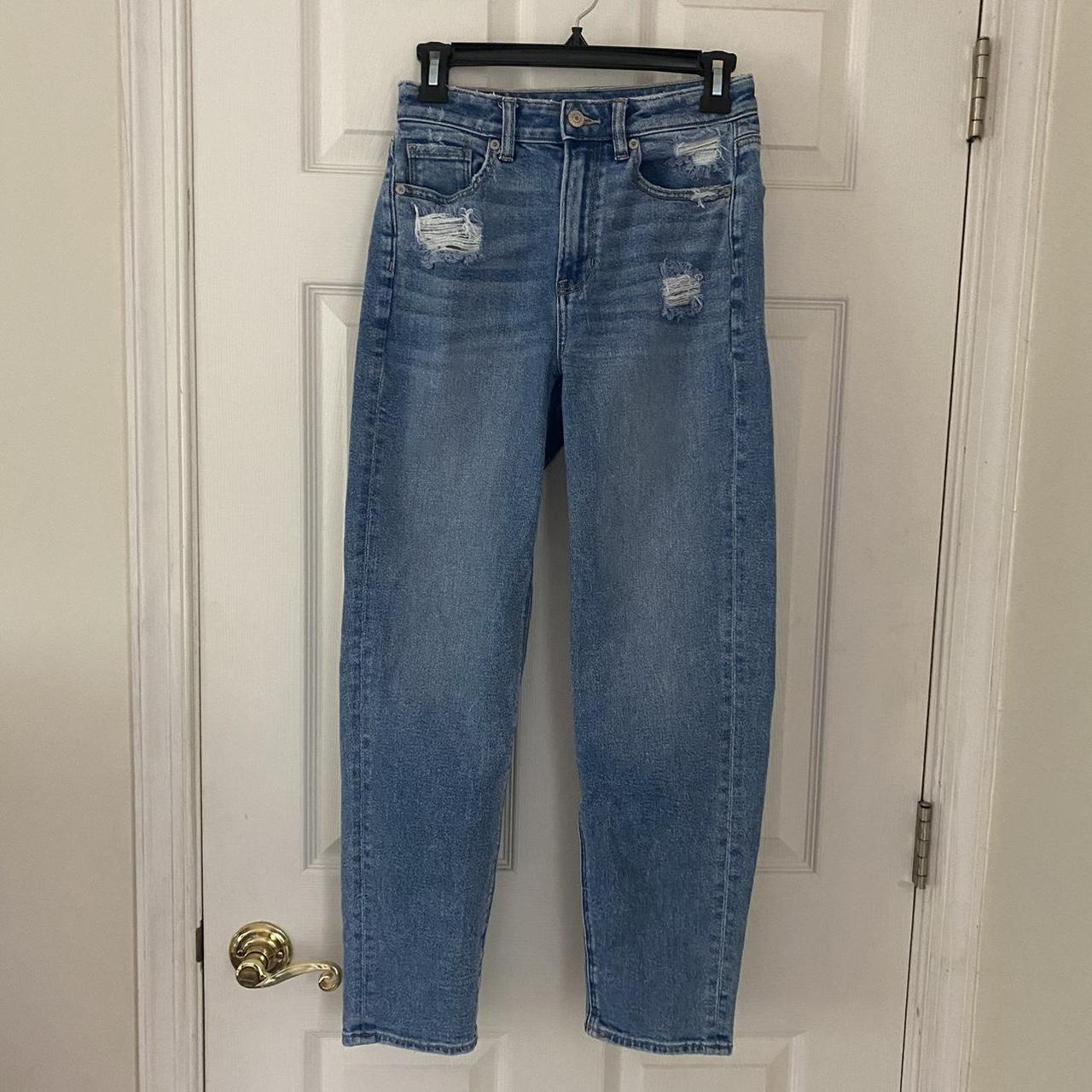 American Eagle Outfitters Women's Blue Jeans | Depop