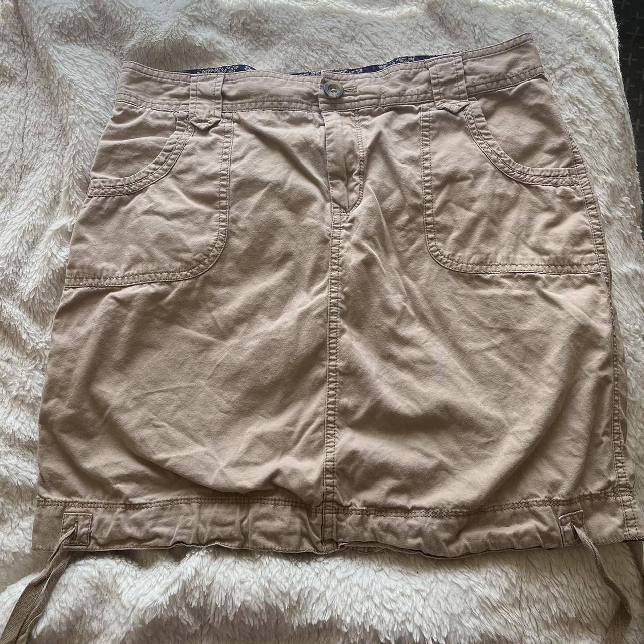 khaki cargo mini skirt brand: old navy size: 8 - Depop