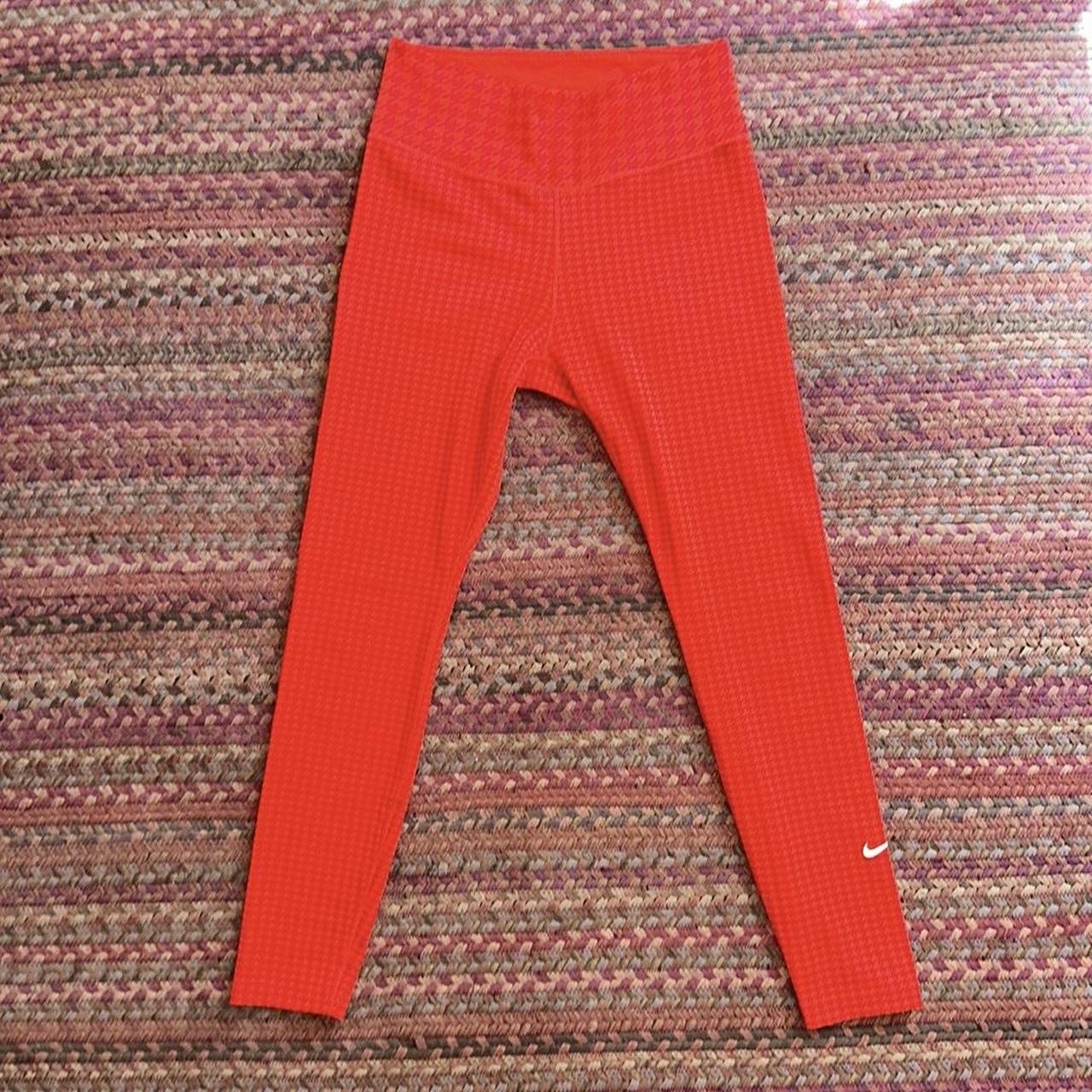 NIKE RED HOUNDSTOOTH DRI FIT ATHLETIC LEGGINGS EUC. Depop