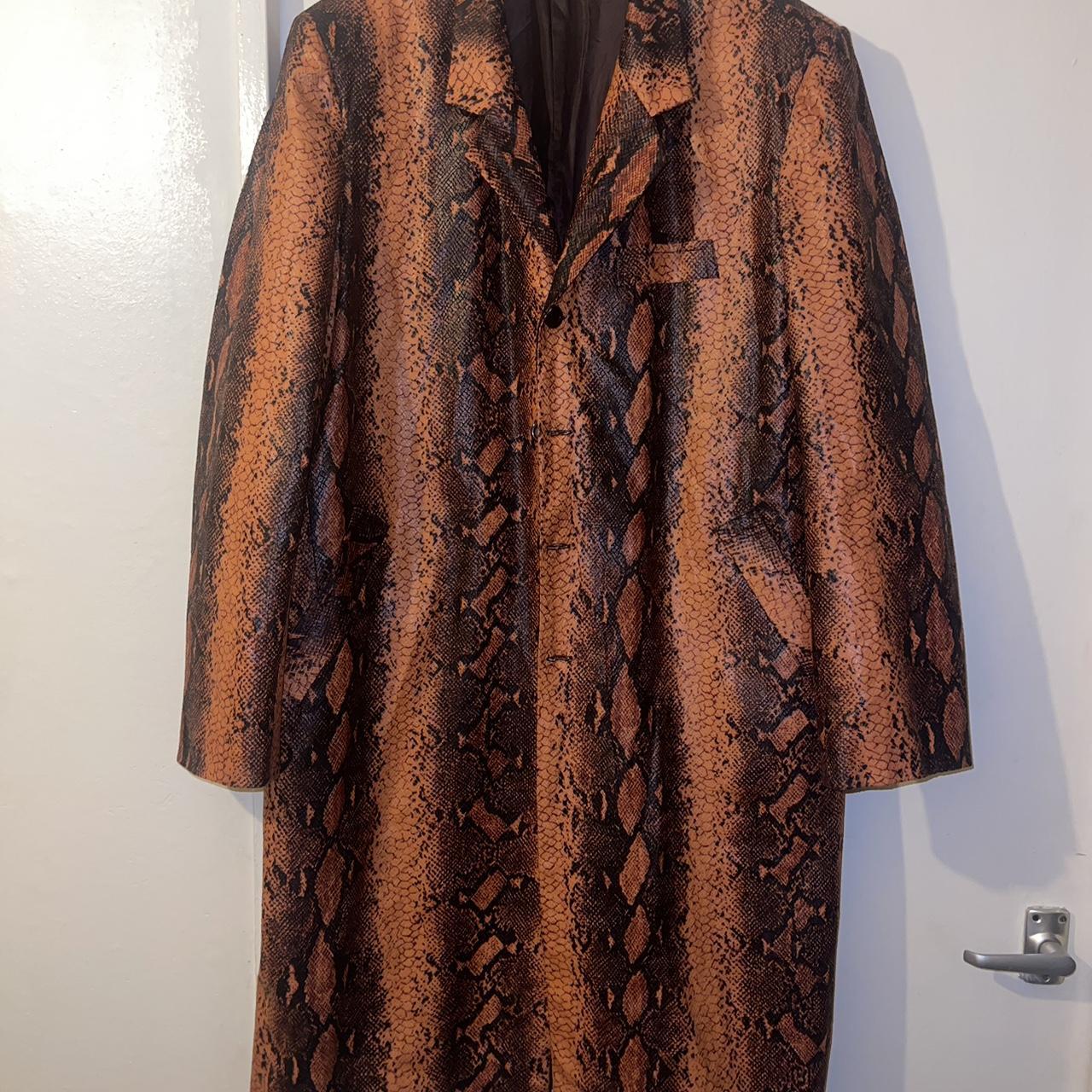 item listed by _mycloset99_