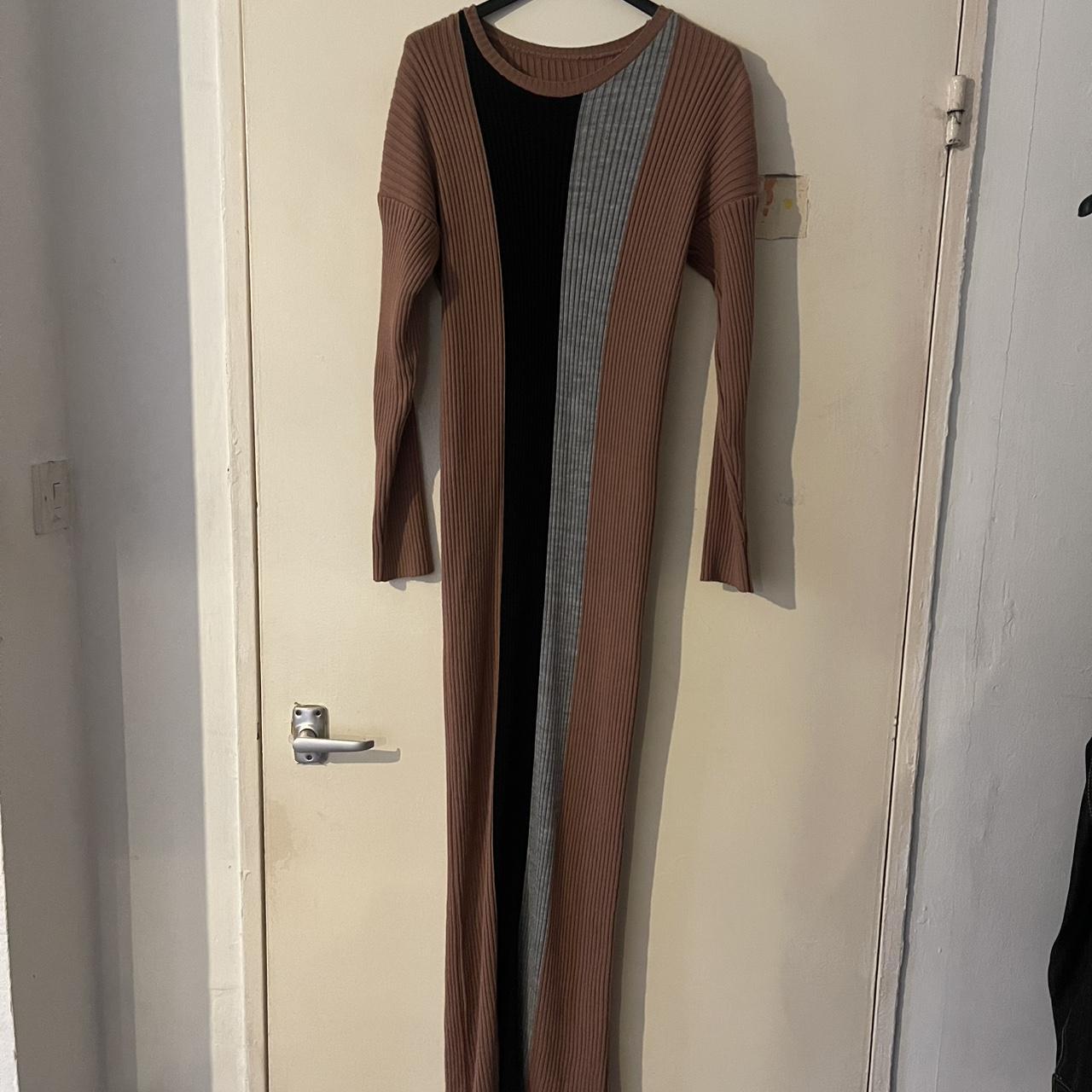 item listed by _mycloset99_