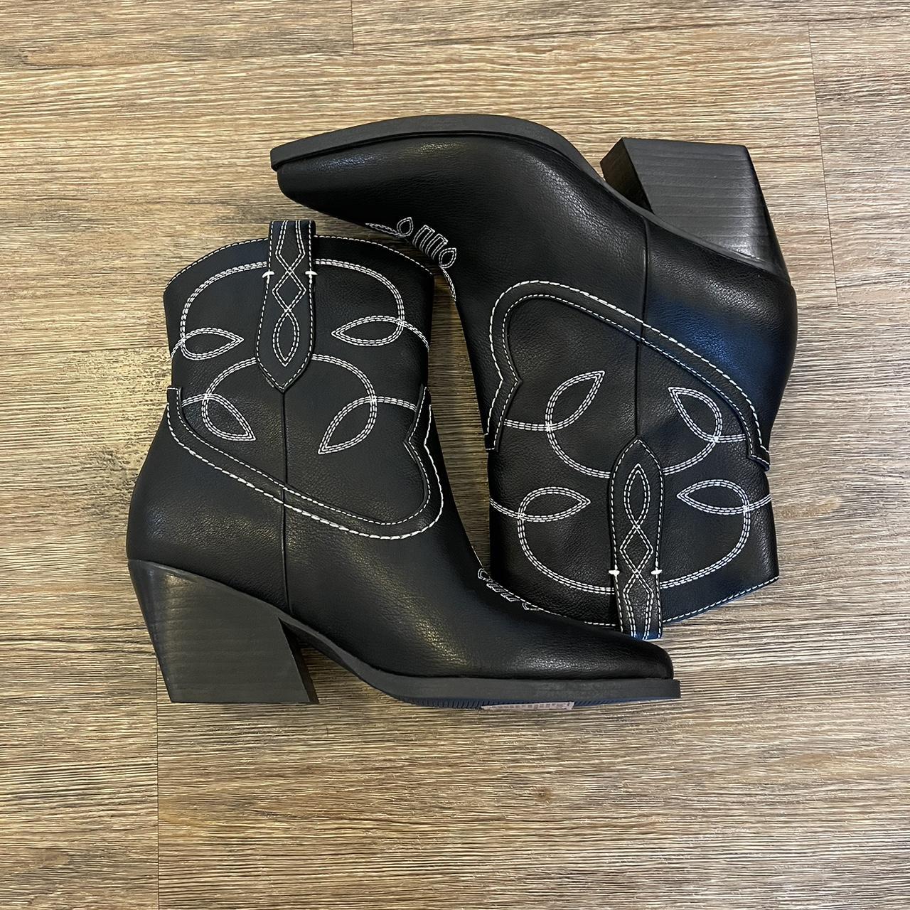 dolce vita cowboy boots