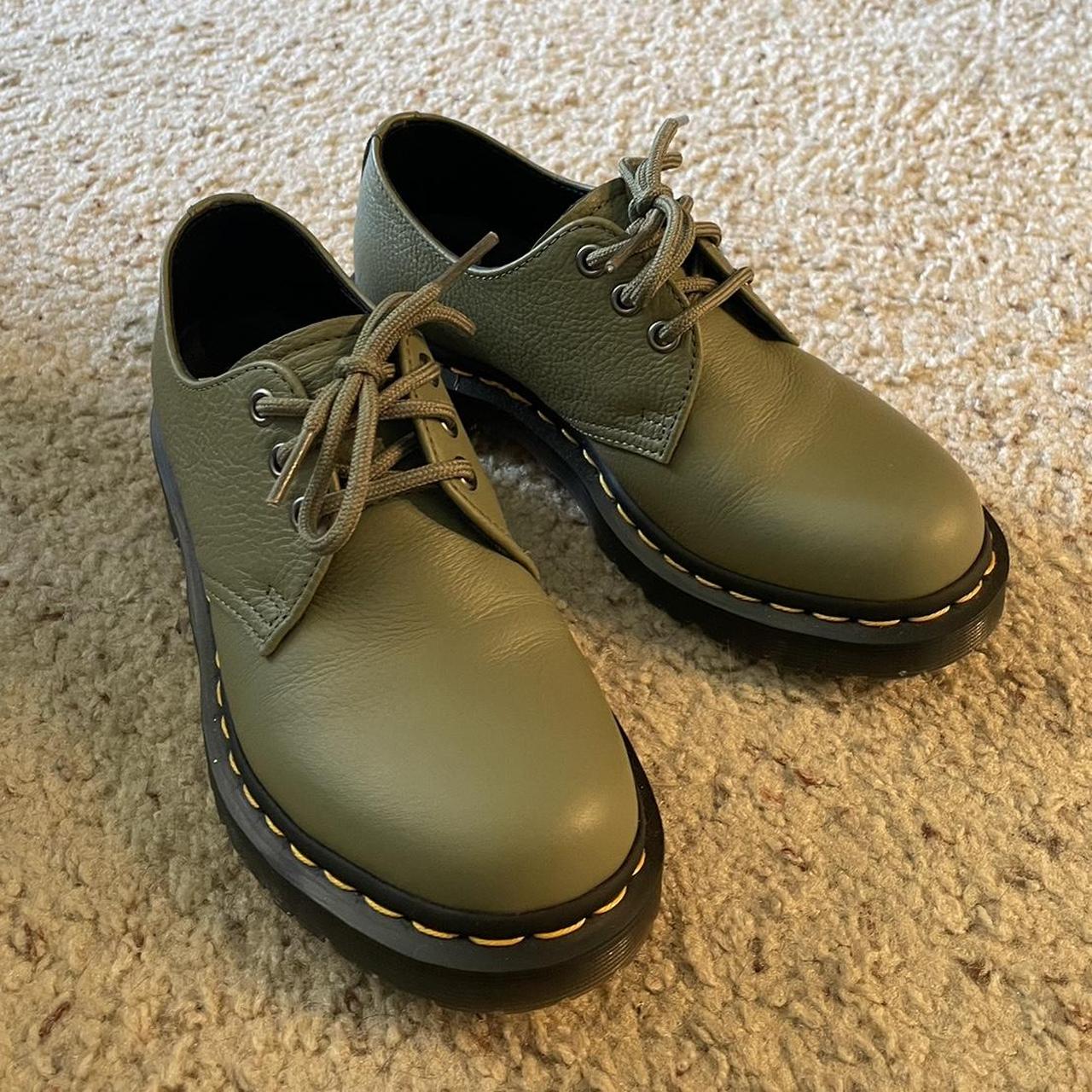 olive green dr martens