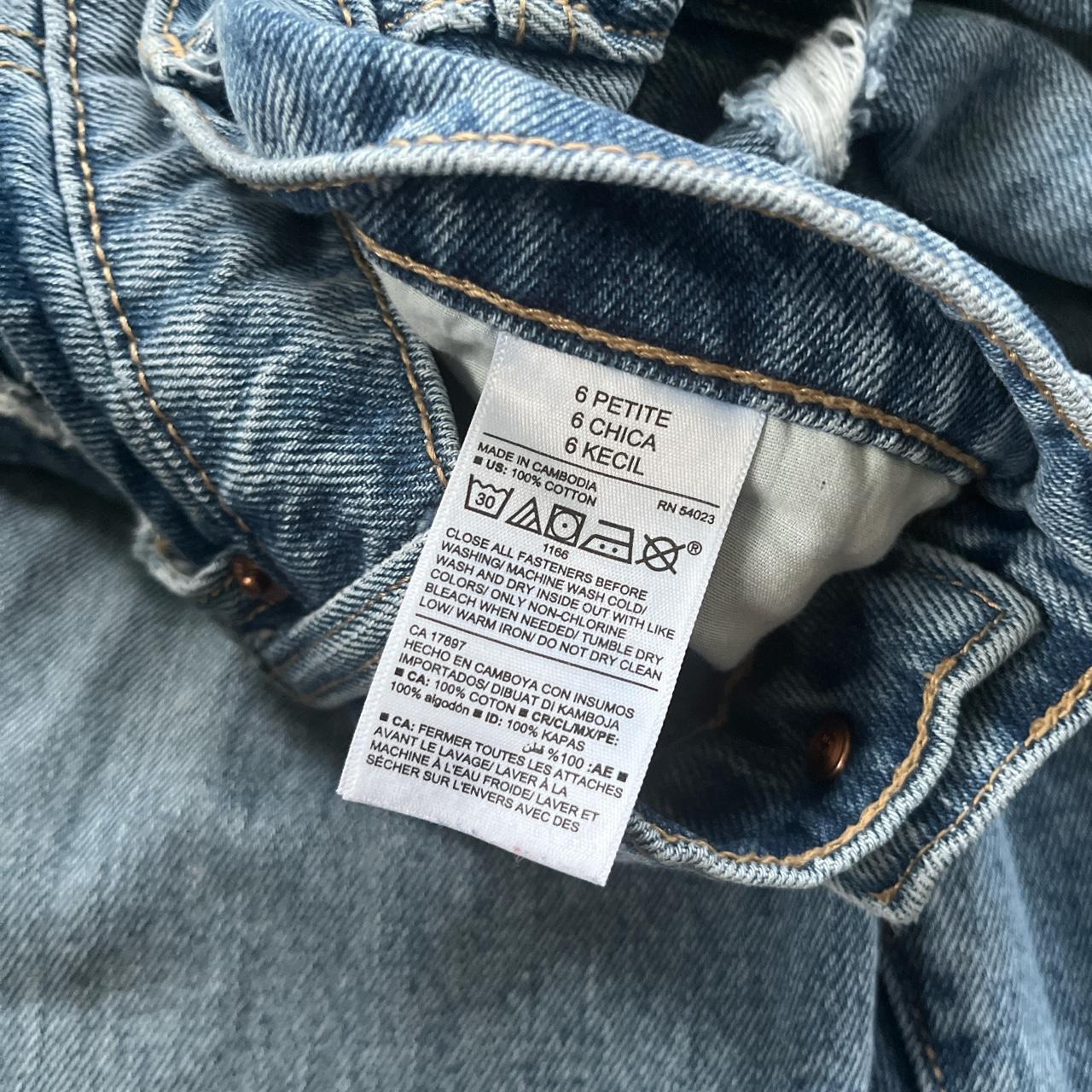 Old Navy distressed jeans. “The Ski-Hi Straight... - Depop