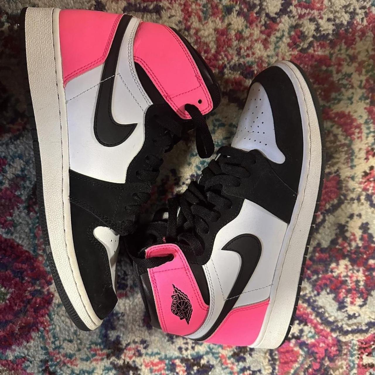 Nike air-jordan-1 hotsell valentine's day