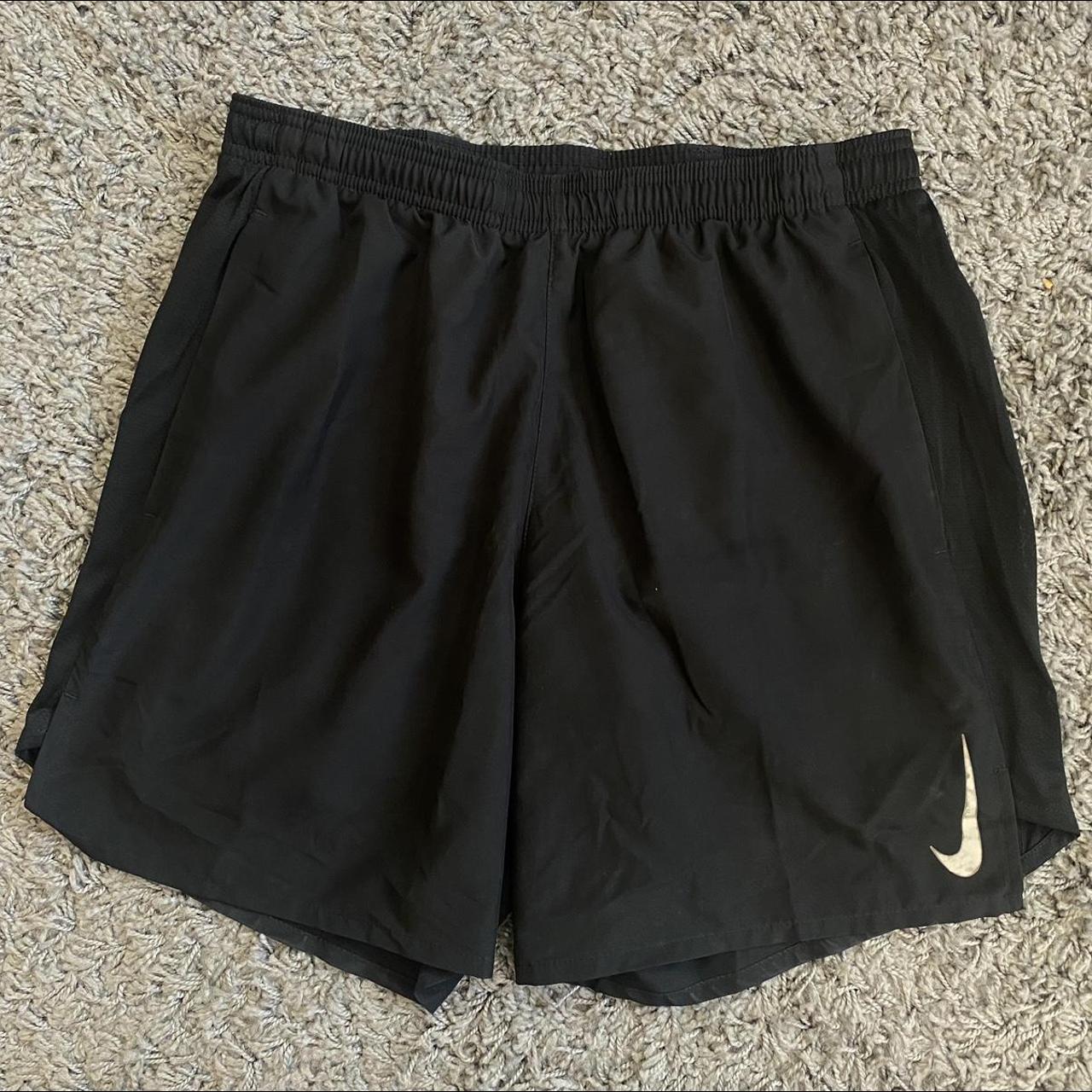 Nike Men's Black and Grey Shorts | Depop