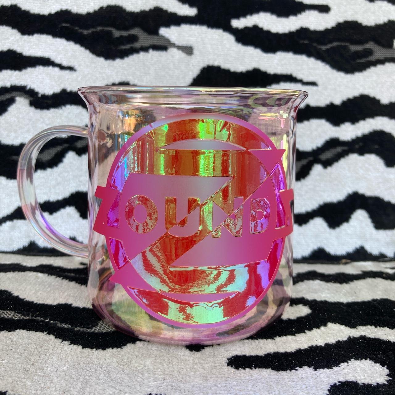 ZOUNDS pink iridescent glass mugs. These modern mugs... Depop