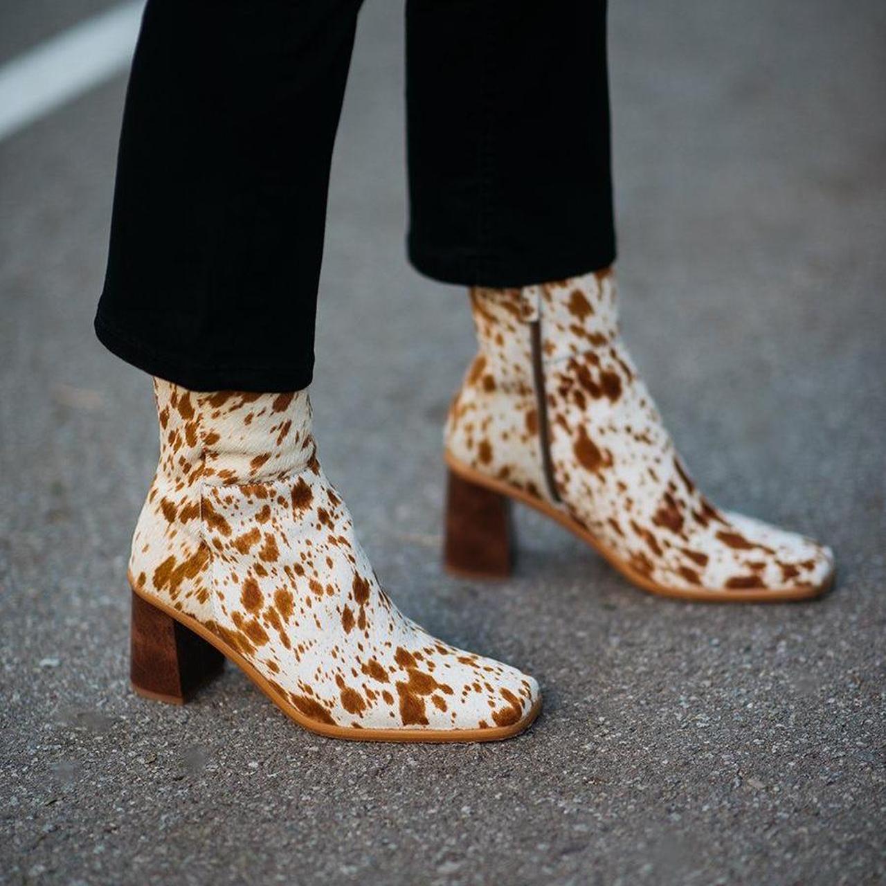 alohas cow print boots