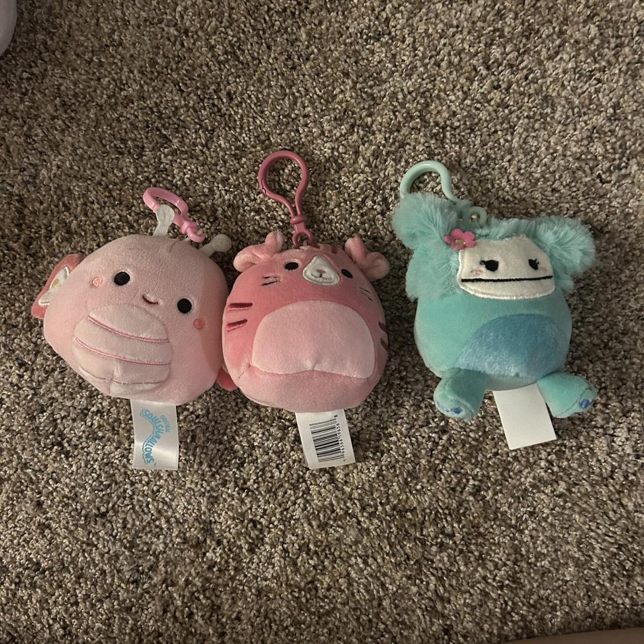 Deals Squishmallow bundle and Squishmallow clip