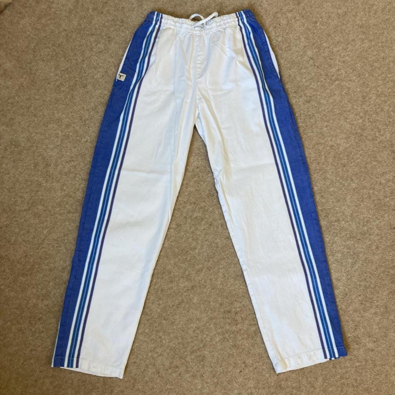 Toms Trunks - white and blue, size M - Depop