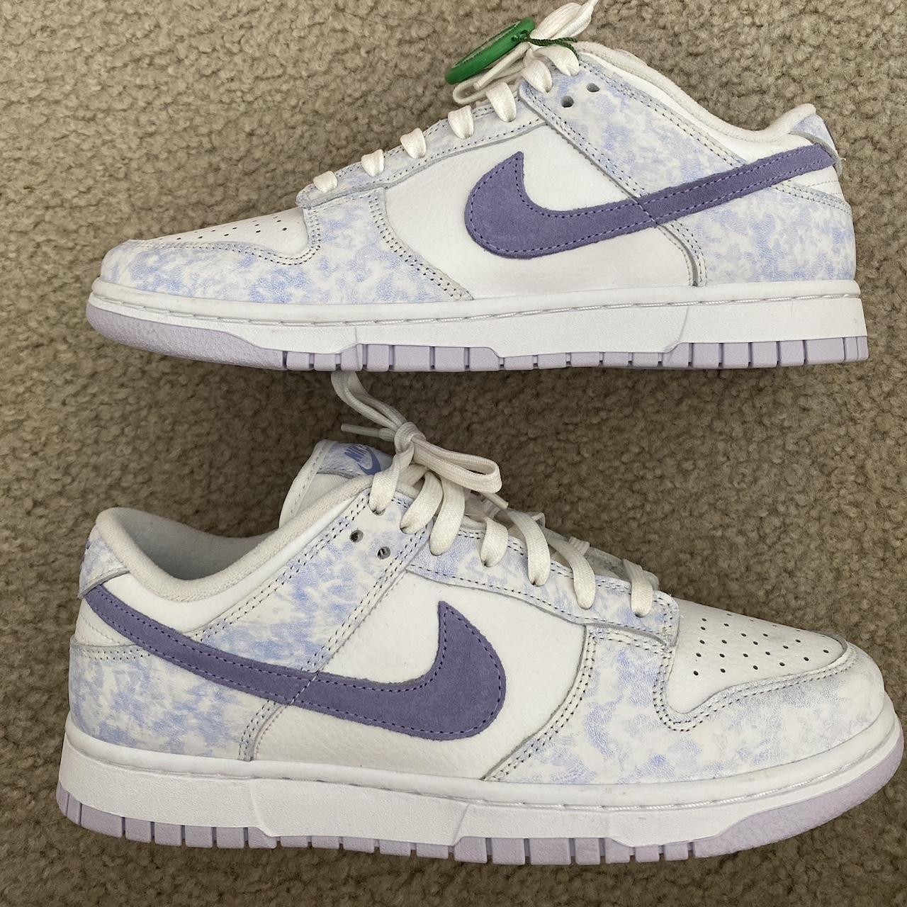 women purple dunks