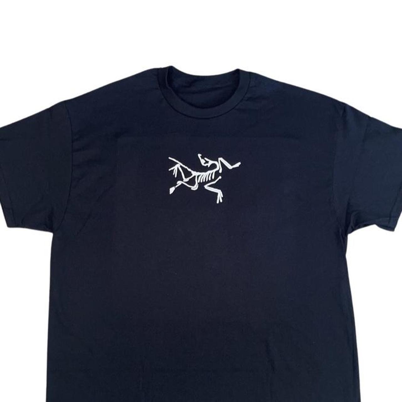 Arc’teryx T-shirt Arc’teryx custom - Depop