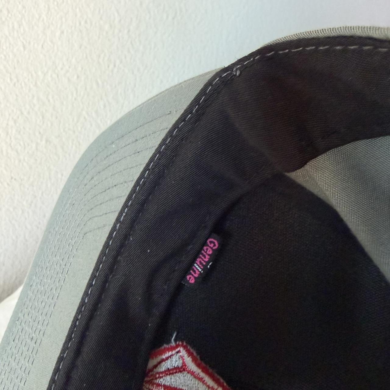 Volcom Men's Hat - Grey – VOLCOM gray snap back h… - image 4