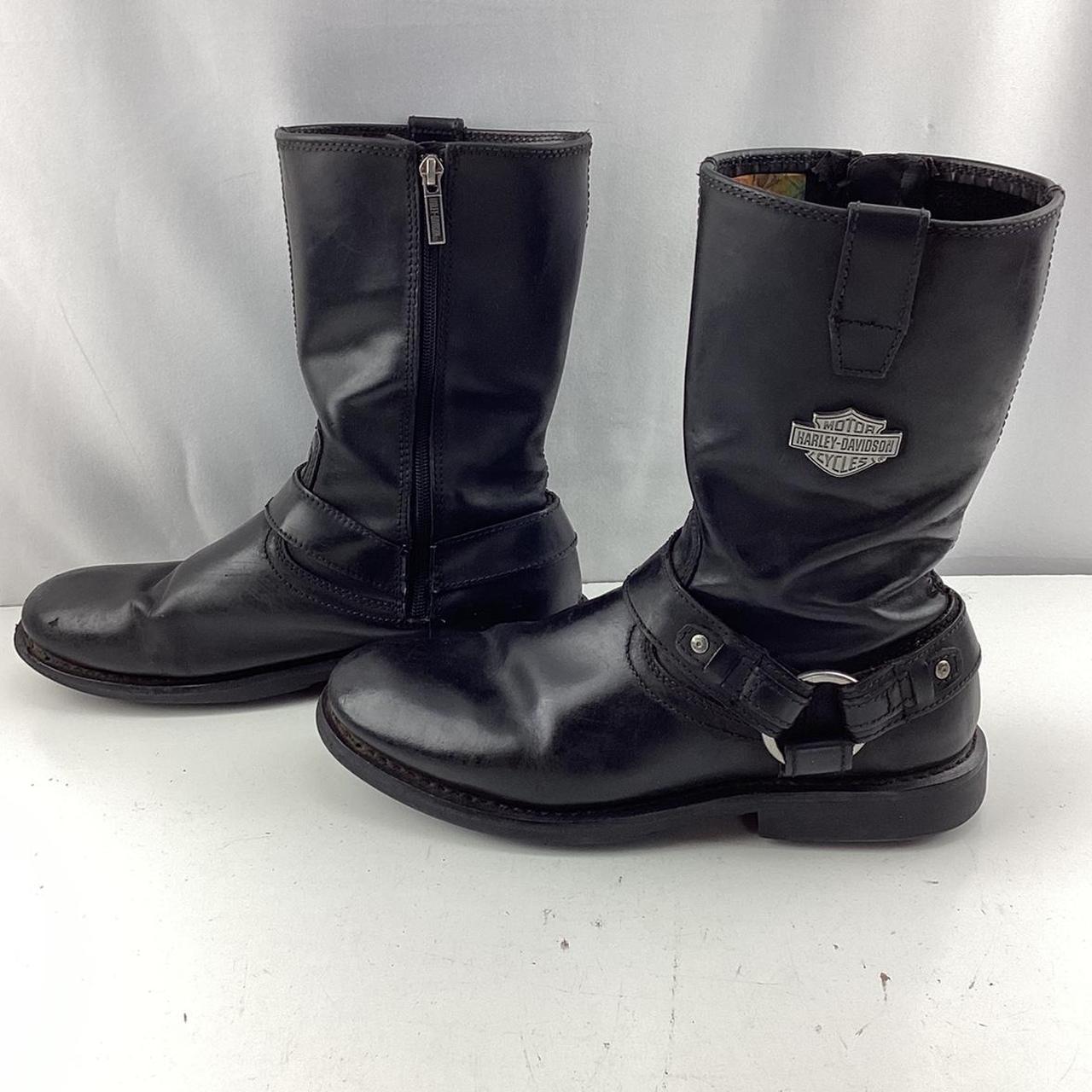 Harley Davidson Men's Black and Silver Boots Depop