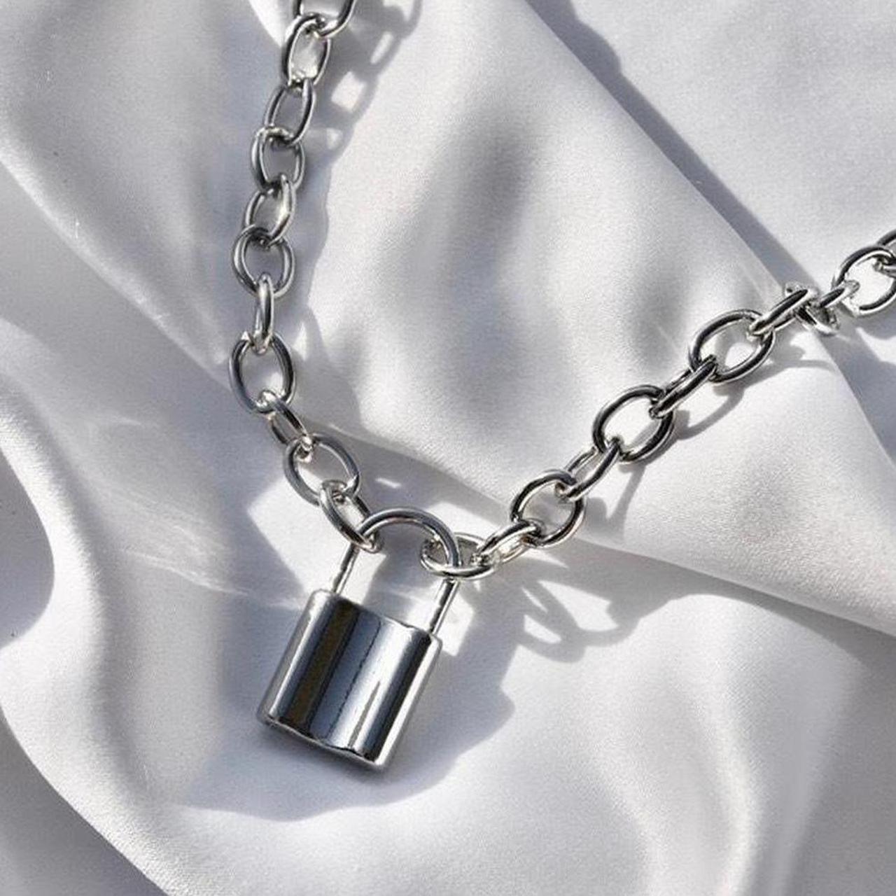 Women's Chunky Chain Lock Padlock Necklace