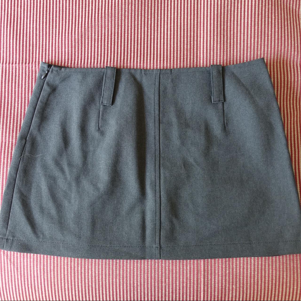 Sisley Women's Grey Skirt | Depop