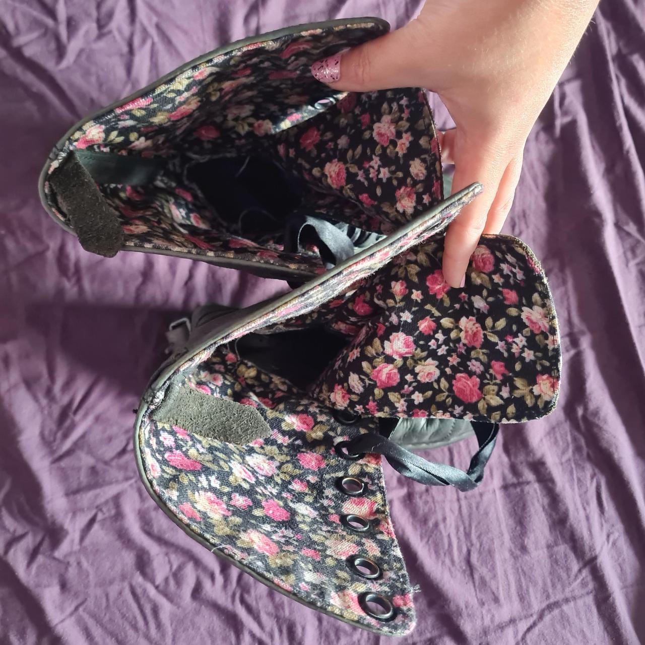 doc martens triumph