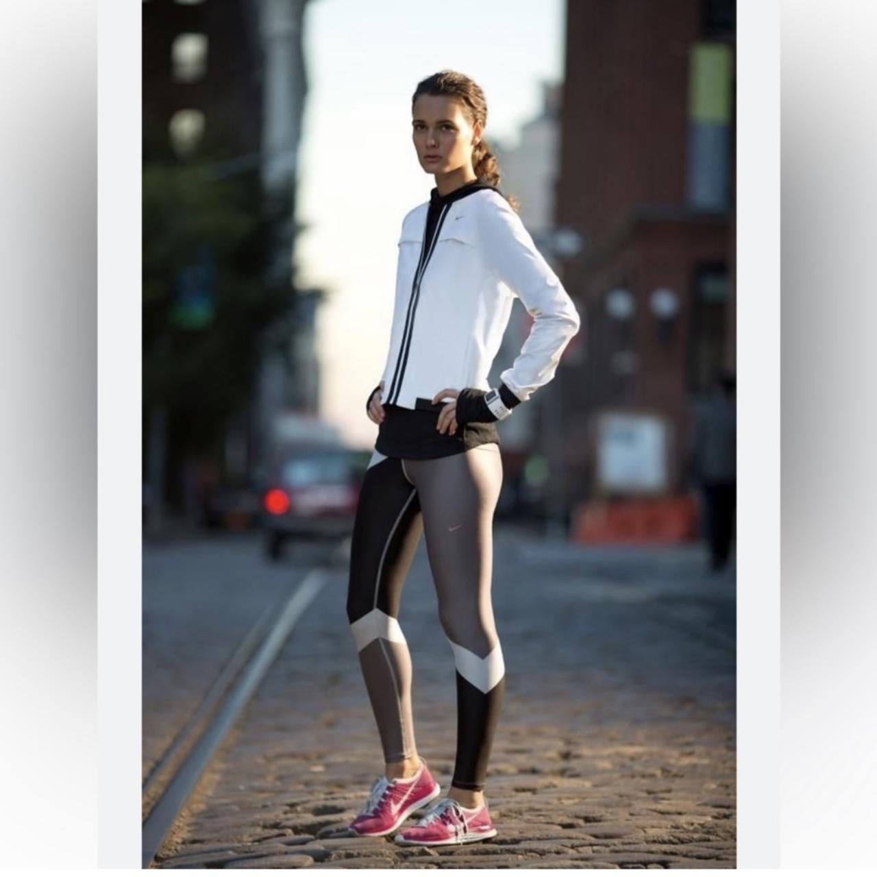 Nike color block leggings on sale