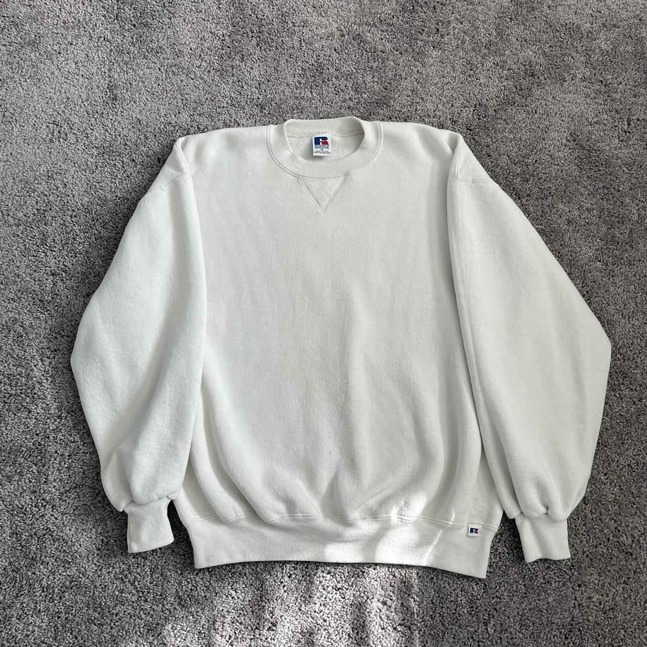 Russell athletic outlet white sweatshirt