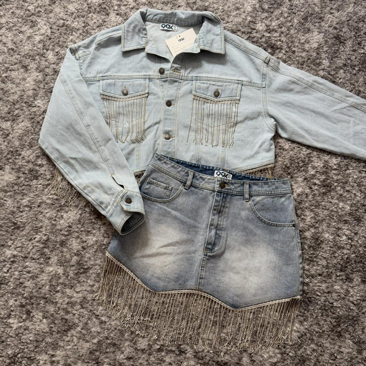 item listed by emge_30