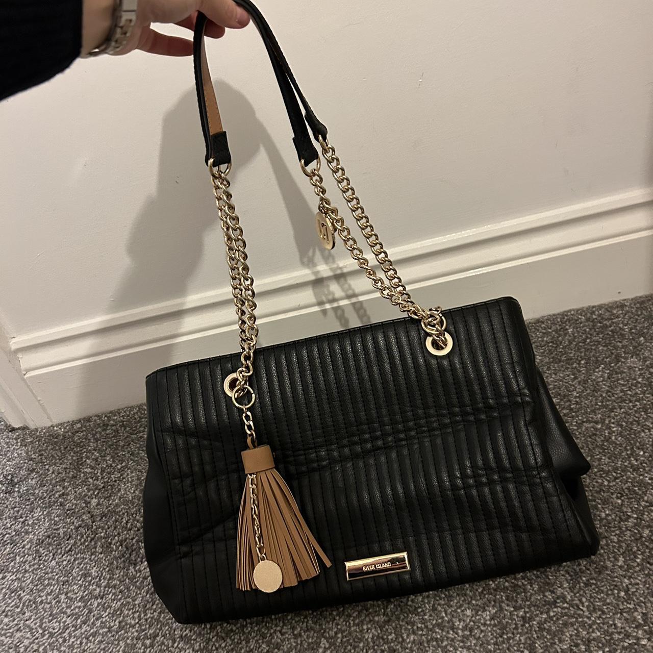 Black Gold chain River Island bag Only fault is the... - Depop