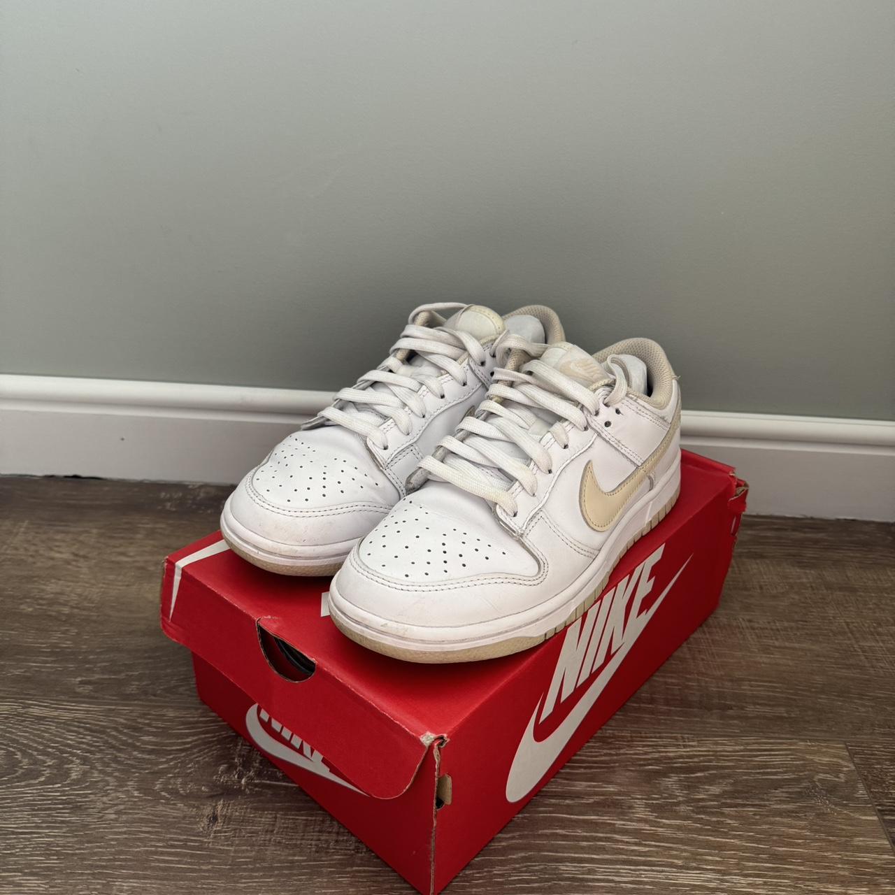 womens nike dunk low pearl white