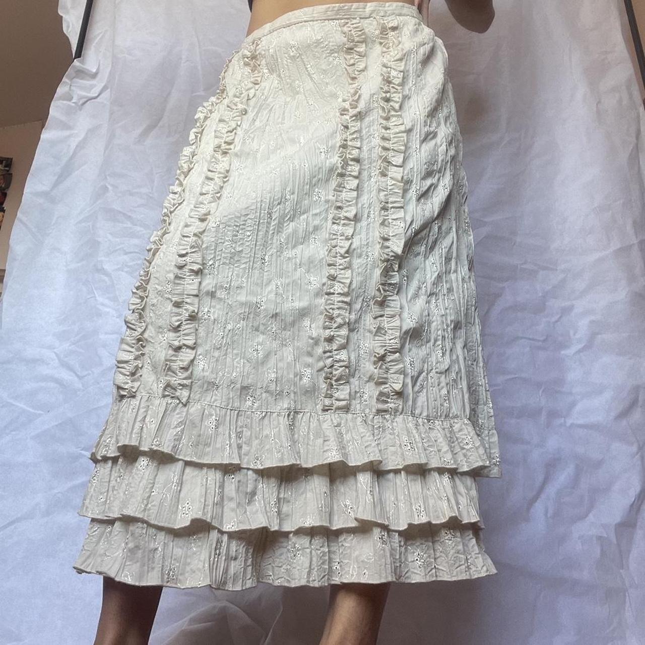 Women's Cream Skirt | Depop