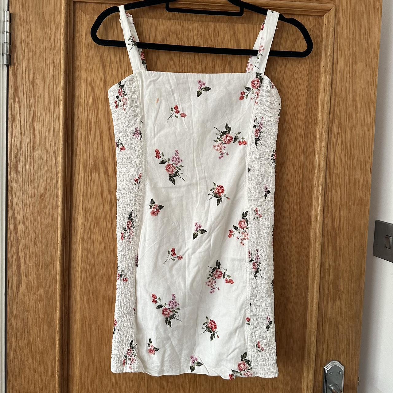 Forever 21 Floral Bodycon Dress Size Small (worn... - Depop