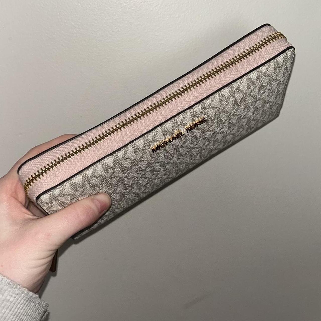 New newest With Tags! Michael Kors Wallet