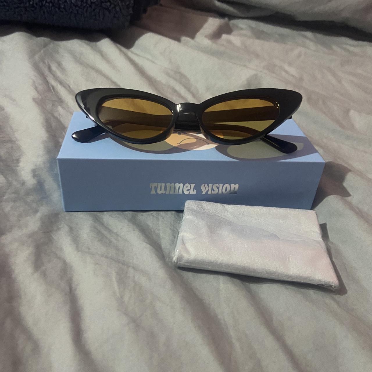 UNIF Women's Black and Gold Sunglasses Depop