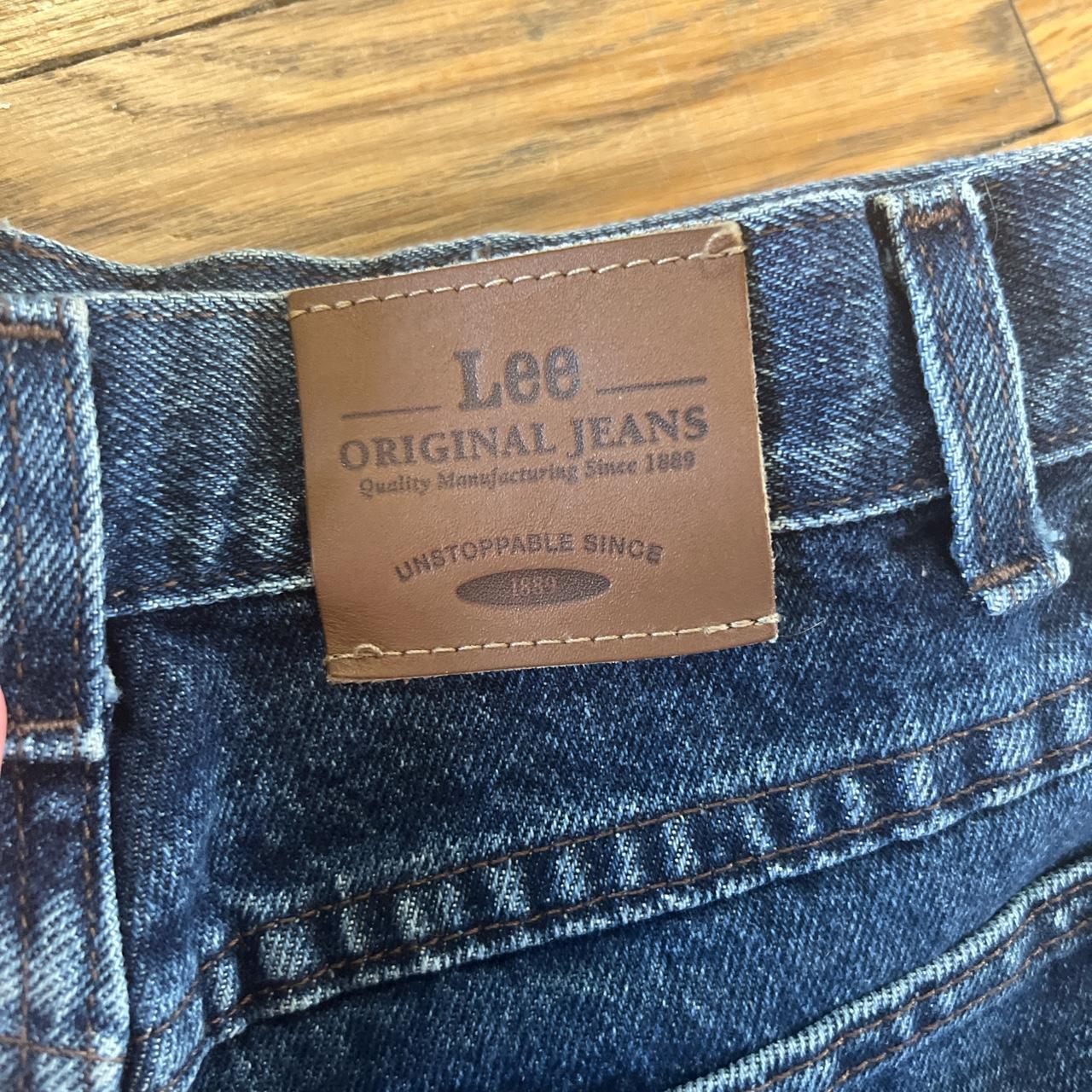 vintage lee denim shorts measurements laying... - Depop