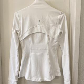 LULULEMON transition jacket in white size 12 EUC - Depop