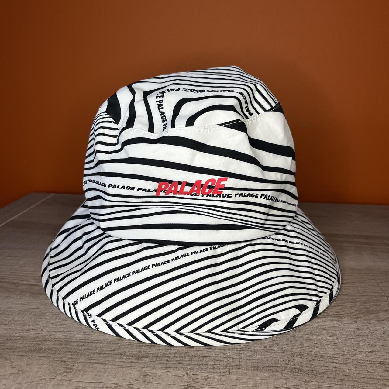 Palace gore tex zebra bucket hat Worn once