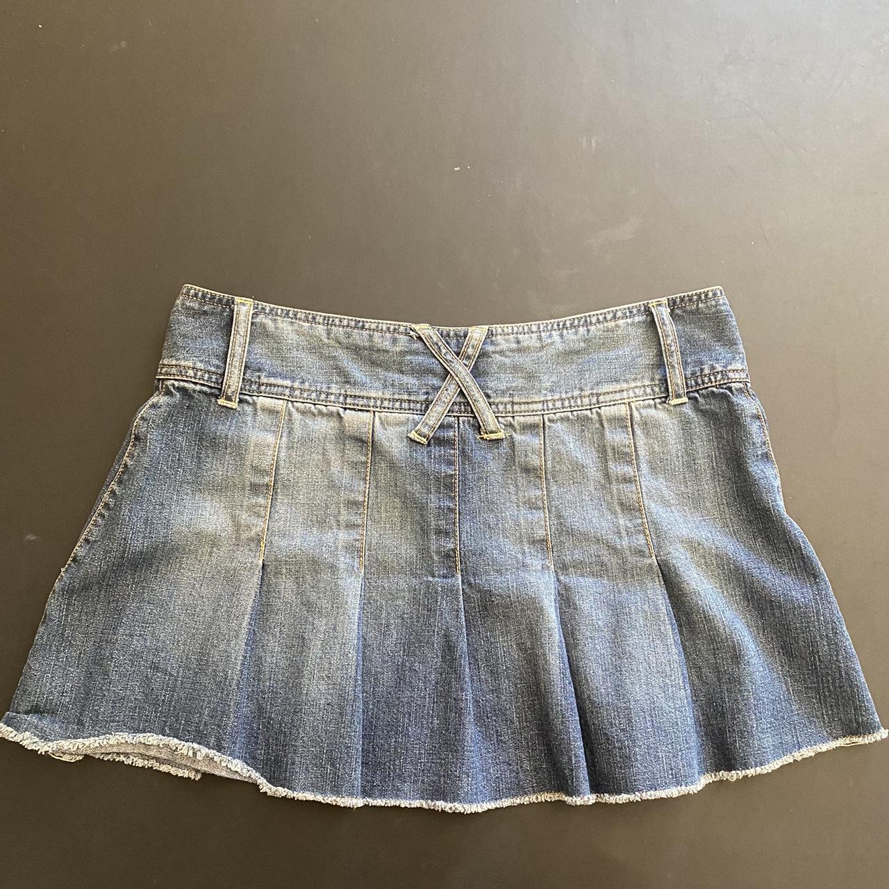 Super cute denim mini skirt from Old Navy