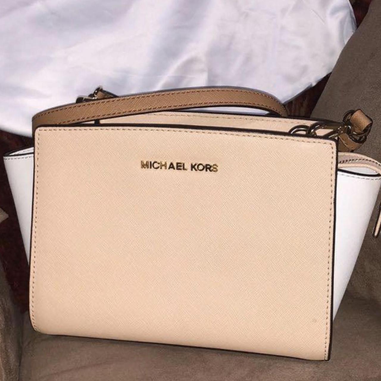 Michael kors selma medium crossbody bag deals