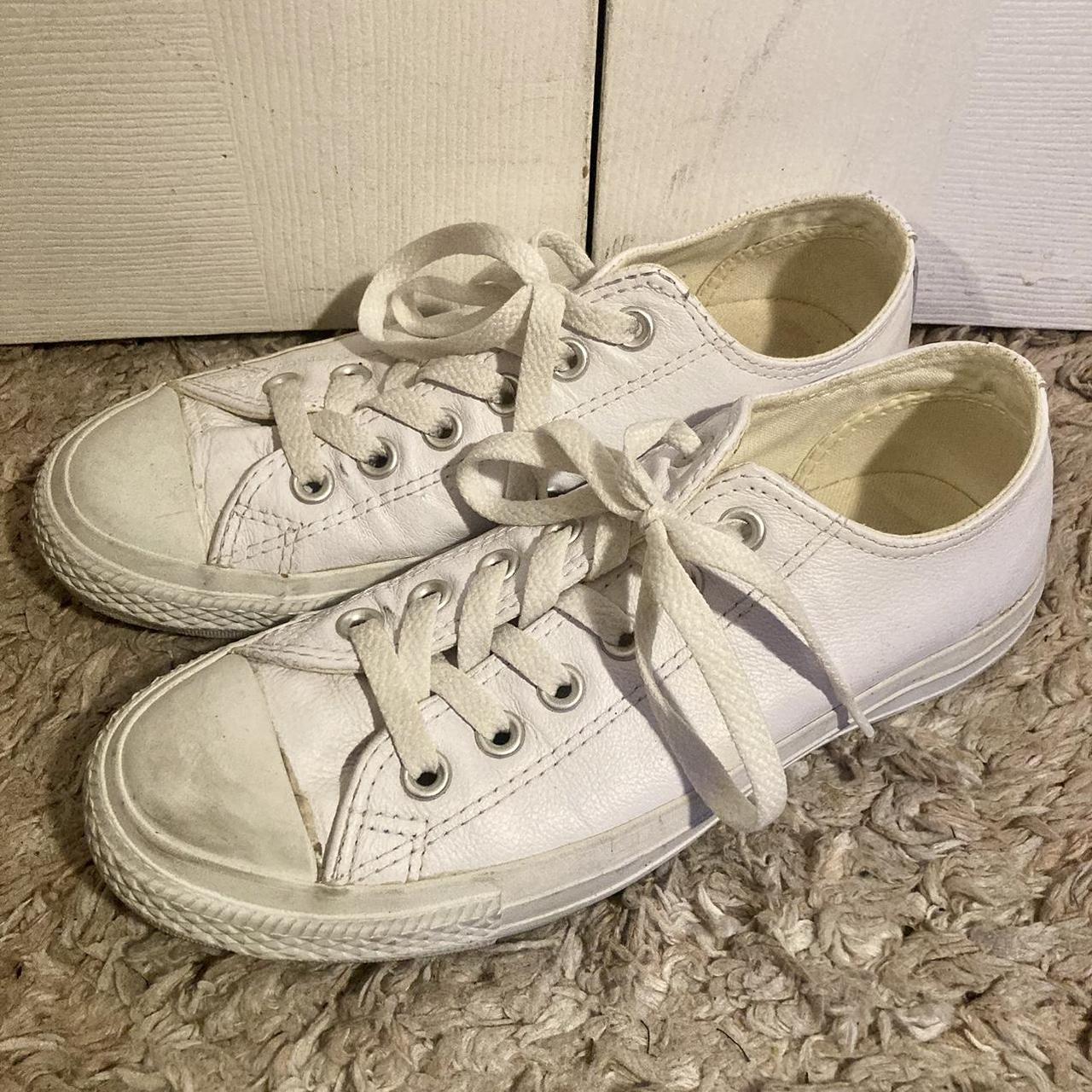 White leather converse size 7 sale