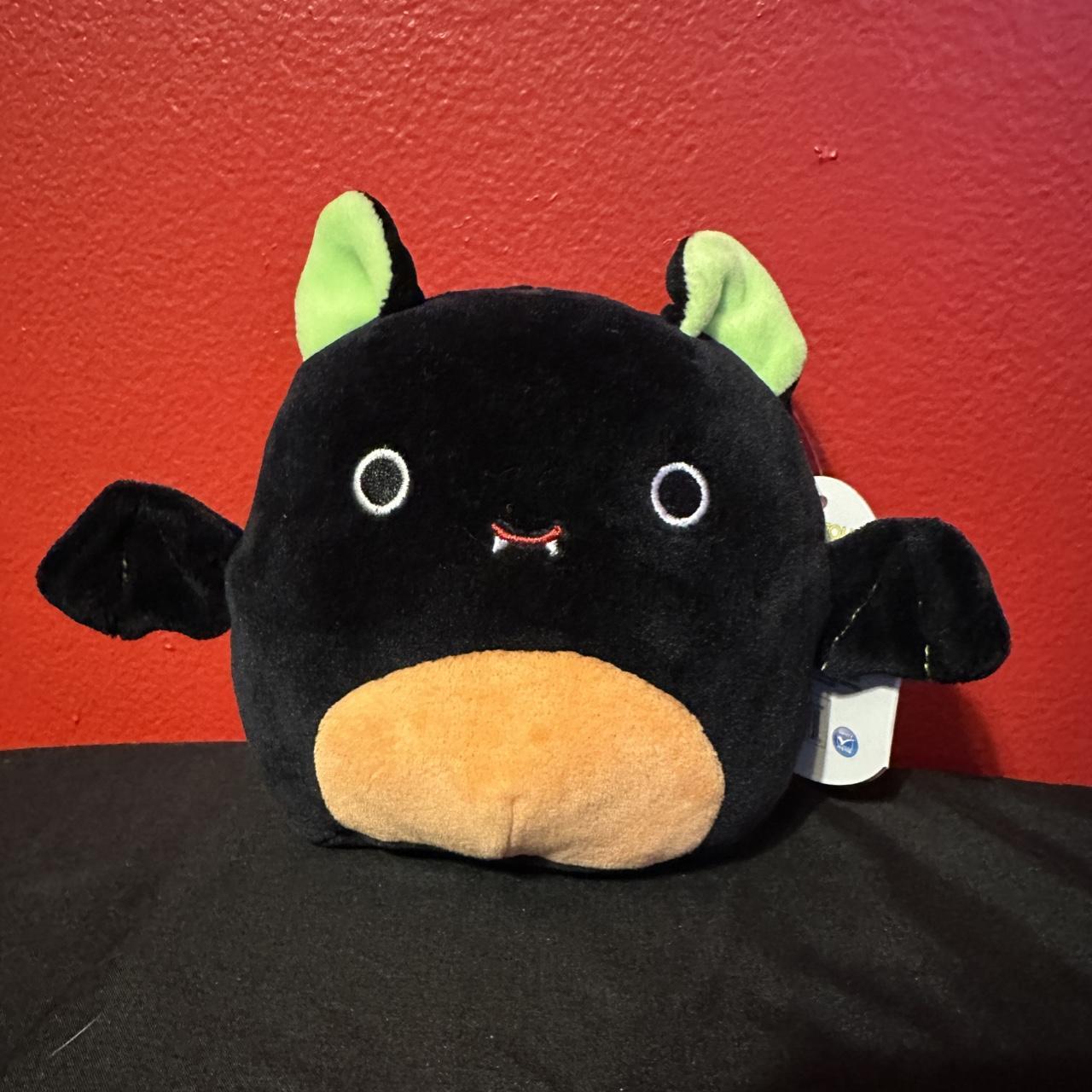 binxie the bat squishmallow