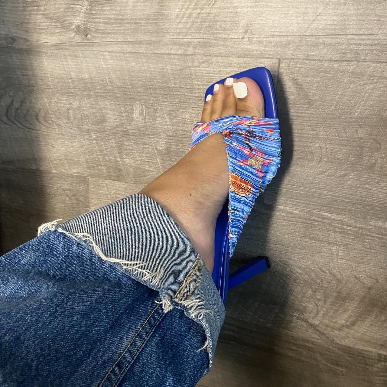 Fashion Nova Women's Blue Sandals Depop