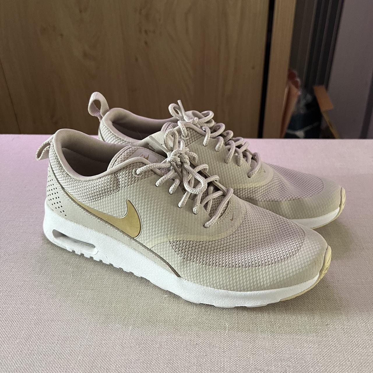 Nike Air Max Thea Women s size 5 Only worn a couple. Depop