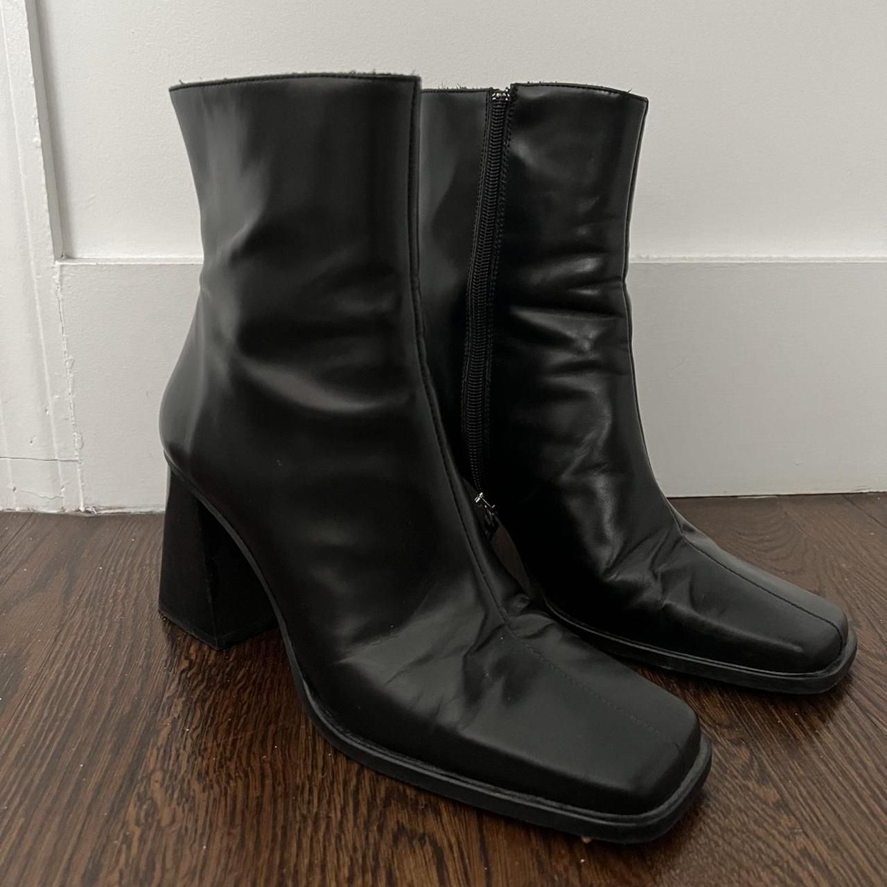 chelsea hiking boots