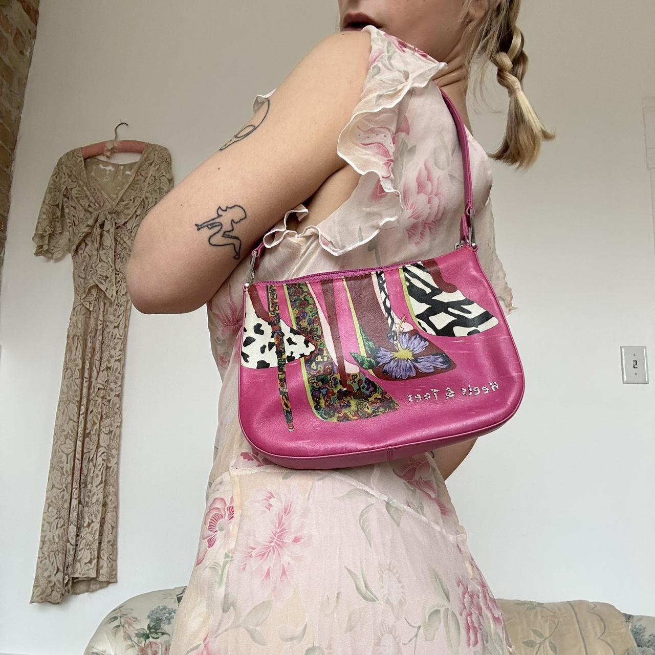 item listed by bloodviolet