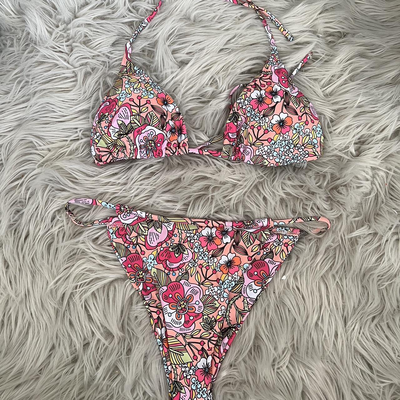 New shein floral swimsuit Triangle bikini top... - Depop