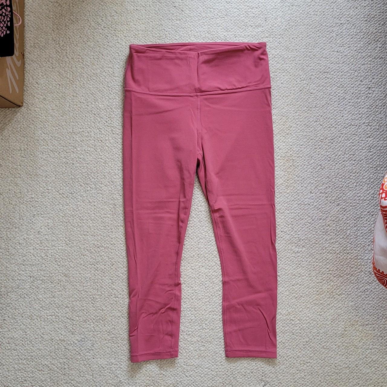 Athleta Women's Pink Leggings | Depop