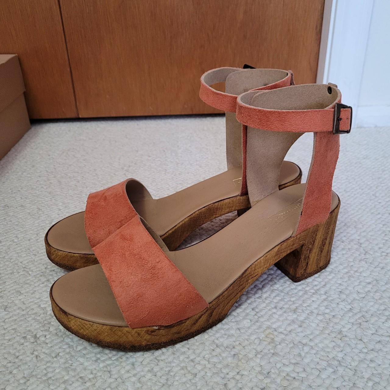 Wooden block hot sale heels