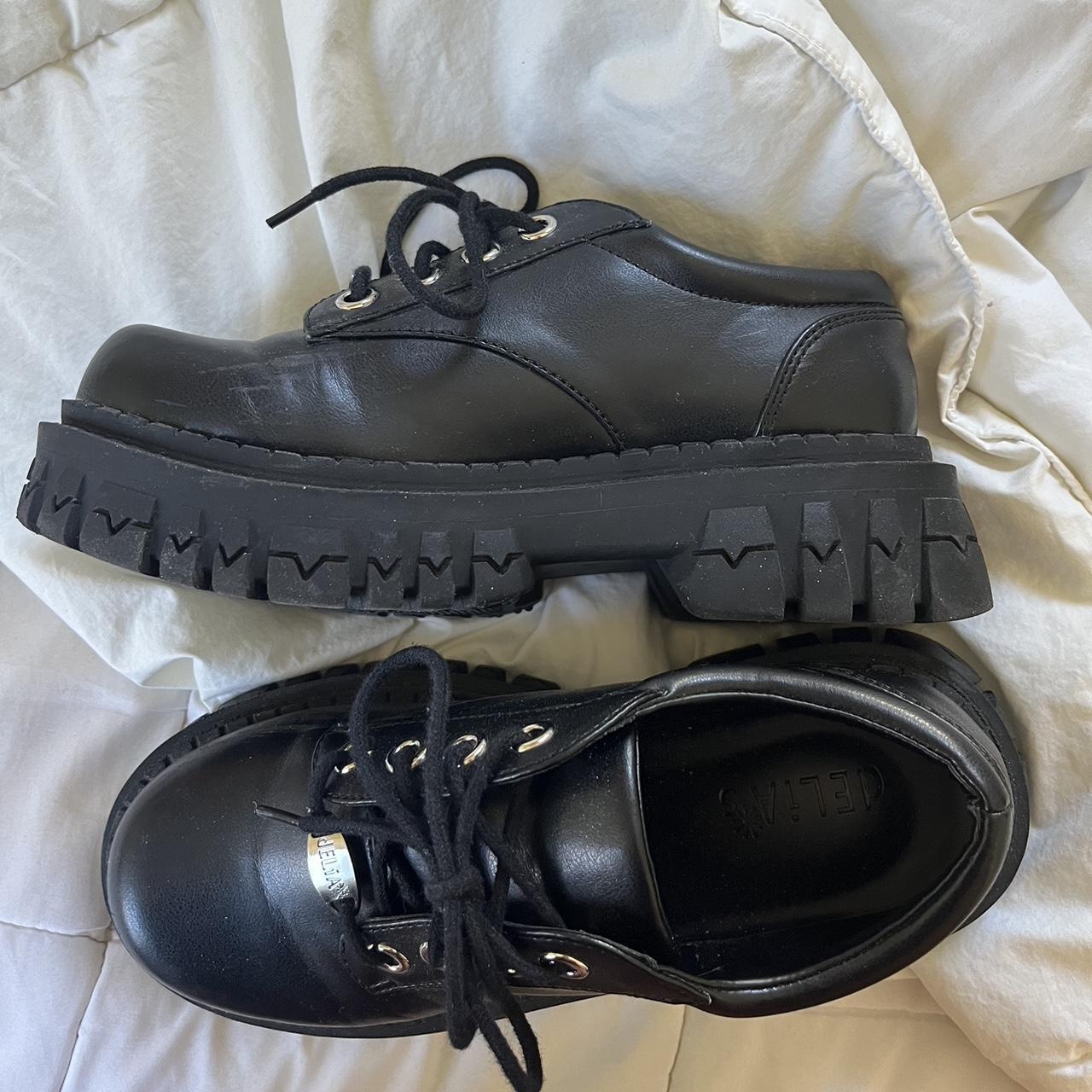 Delia's Women's Black Oxfords | Depop